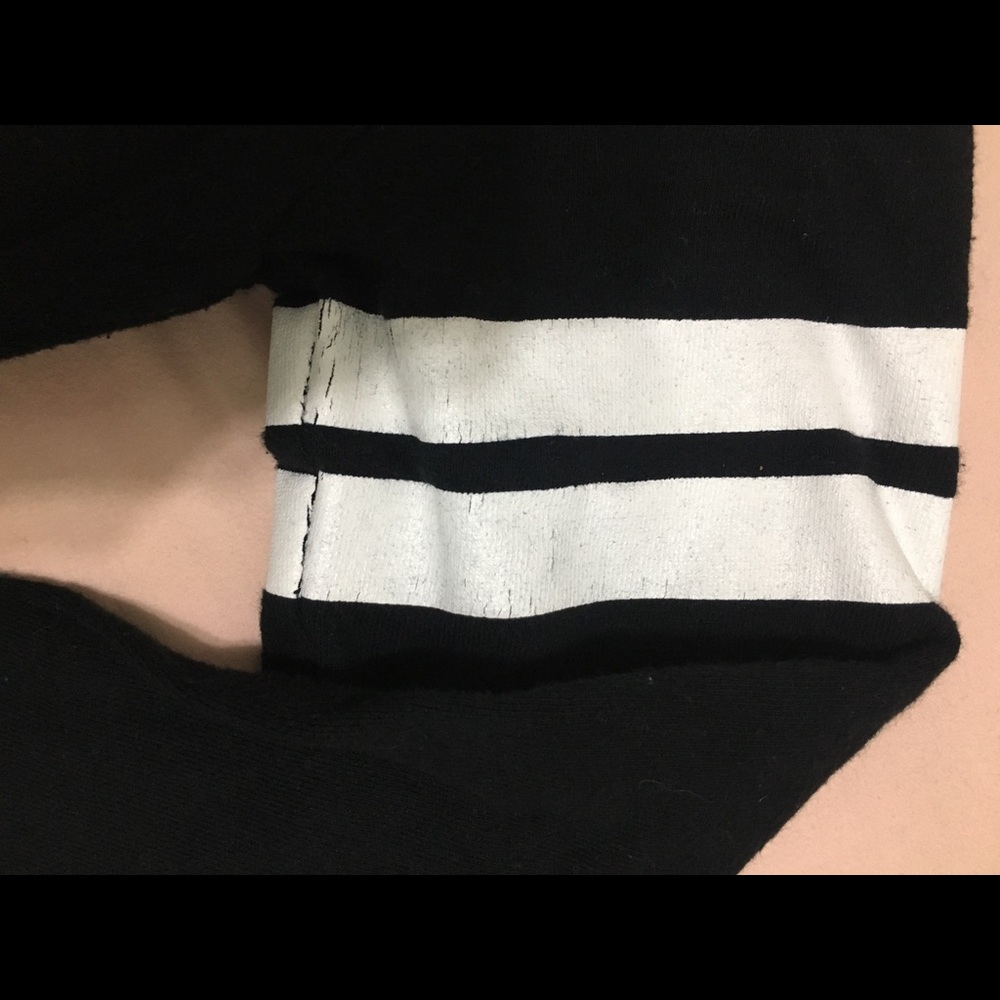 Cropped Cardigan - Picture 4 of 4